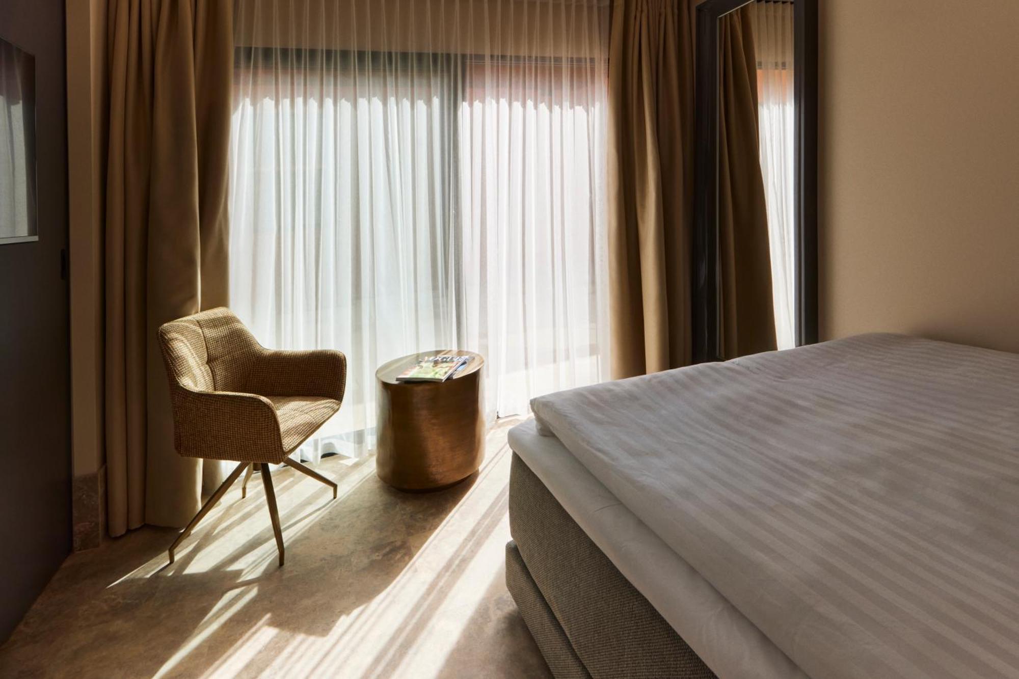 Eze Beach Residence Luaran gambar